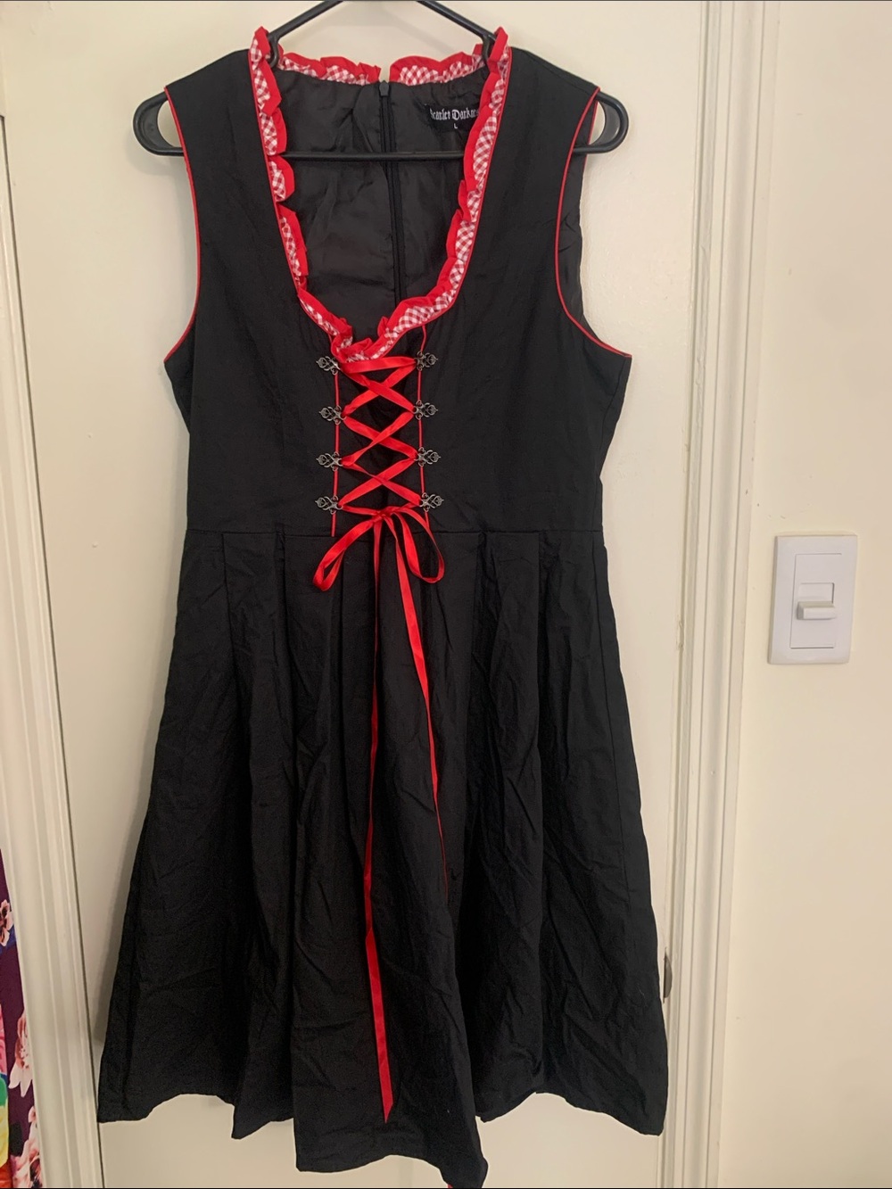 Scarlet Darkness Halloween Oktoberfest Dirndl-Style Gingham Goth Cosplay Dress